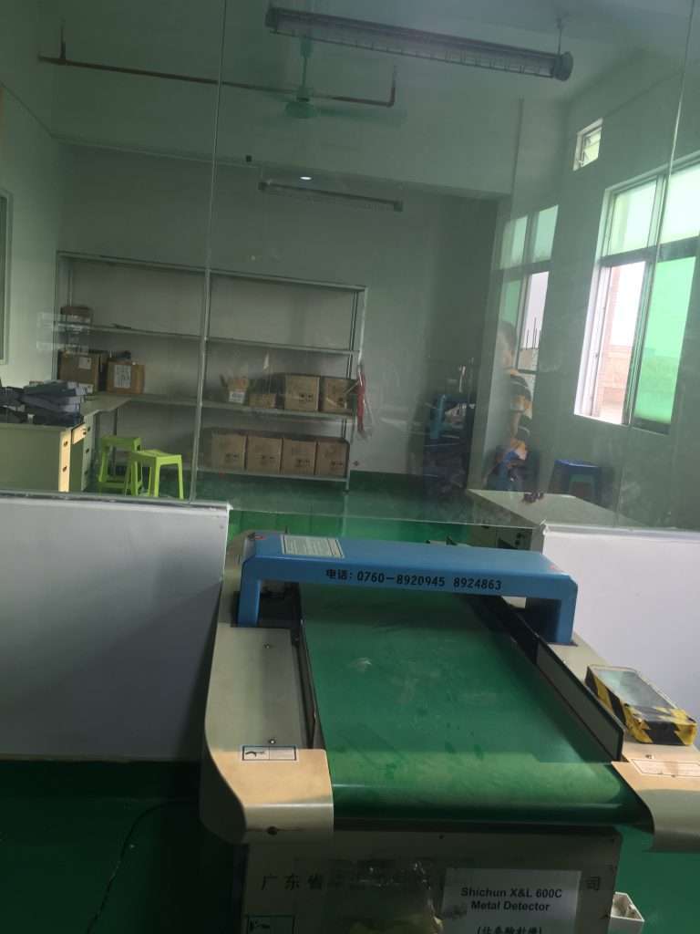 Needle detectors